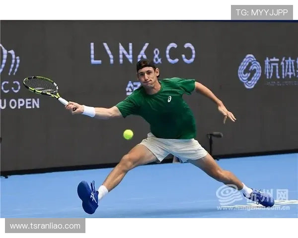 杭州网球队的默契配合揭秘网球巨献背后的团队精神与战术分析 杭州网球队的默契配合揭秘网球巨献背后的团队精神与战术分析