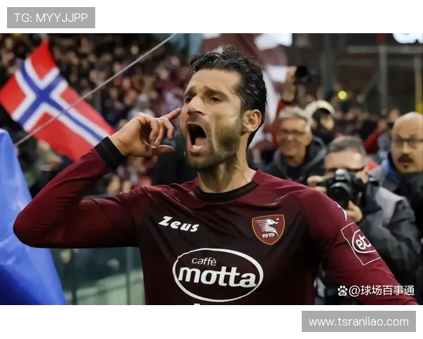 从绿茵场到人生新篇章受伤退役足球明星的奋斗与重生