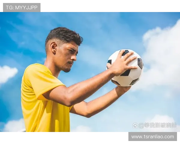 足球明星帅气高清图片欣赏展现他们的风采与魅力 足球明星帅气高清图片欣赏展现他们的风采与魅力