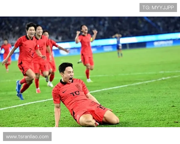 经常夺冠的足球明星背后的奋斗与荣耀之路揭秘